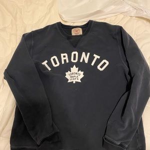 Oversized Toronto maple leafs crewneck